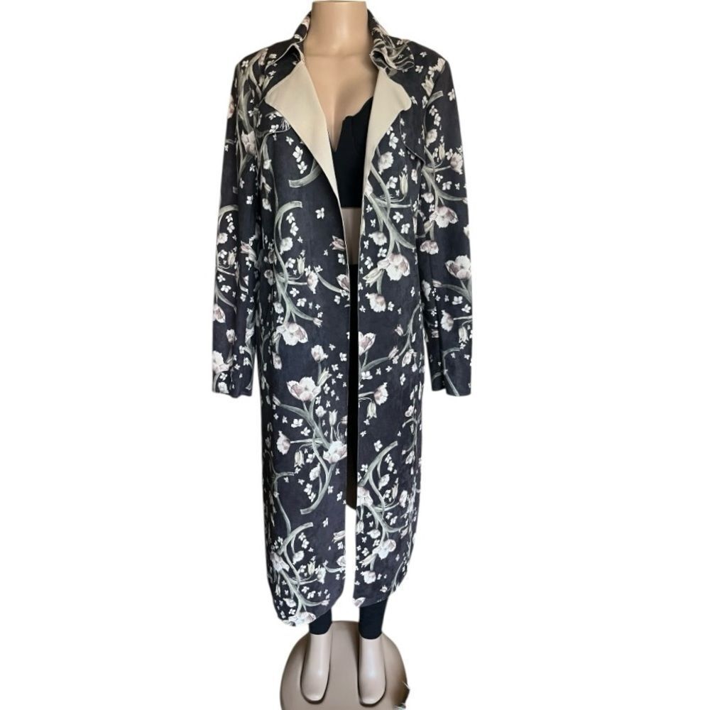 Anthropologie Solitaire 100% polyester Floral Coat